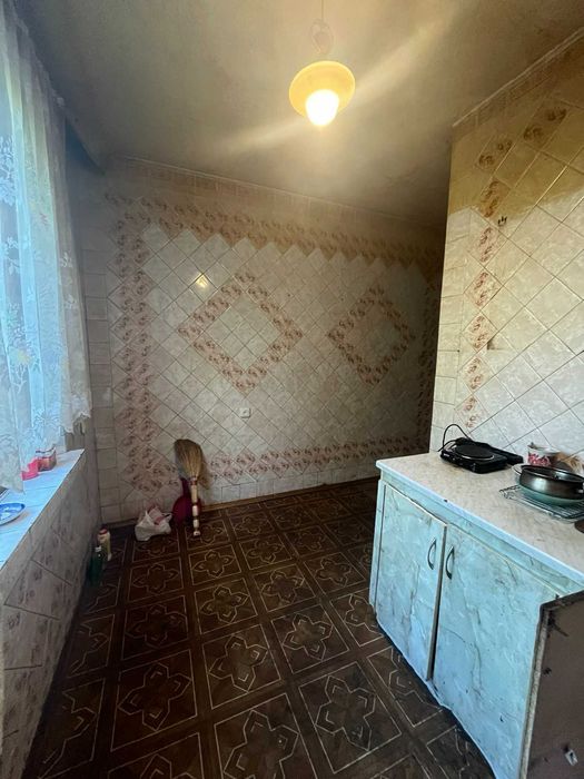 Продам комнату в двухкомнатной квартире на Салтовке