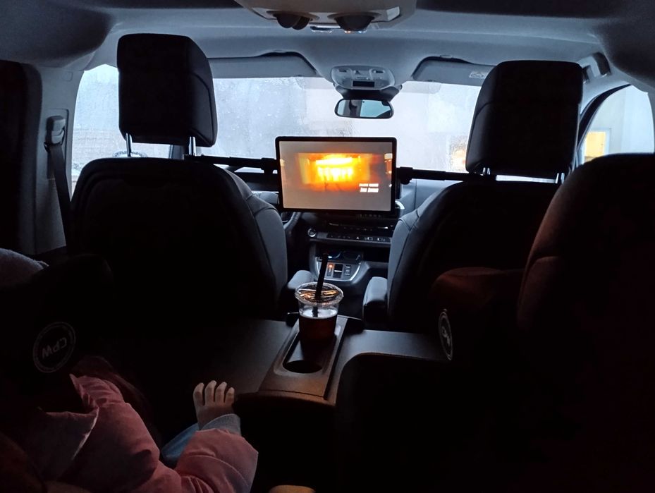 Wynajem busa 7 osobowy Automat 180KM Wersja Long BUSINESS VIP