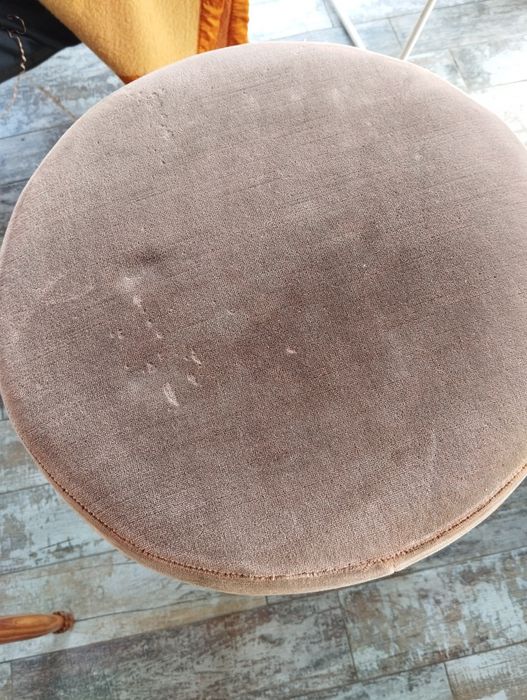 Masywny Hockerek barowy 85cm wys