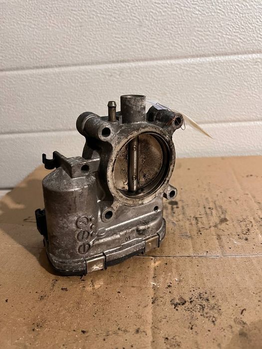 Дросельна заслінка Mercedes w202 w203 w208 w209 w210 r170 0280750074