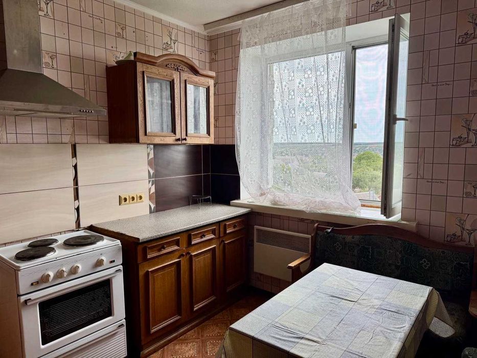 Продам 1 к. кв. вул. Сумська Мерефа