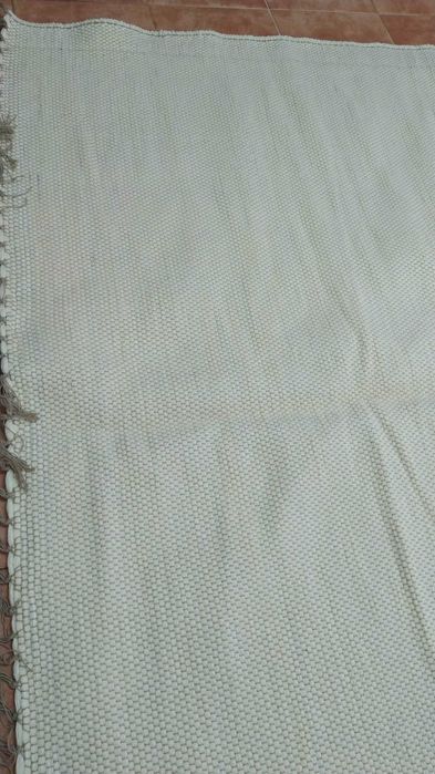 Tapete Grande em Algodão com Franjas (2 x 2.90m) – Novo!