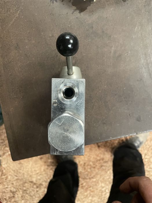 Valvula 3/8 redutora de caudal walvoil