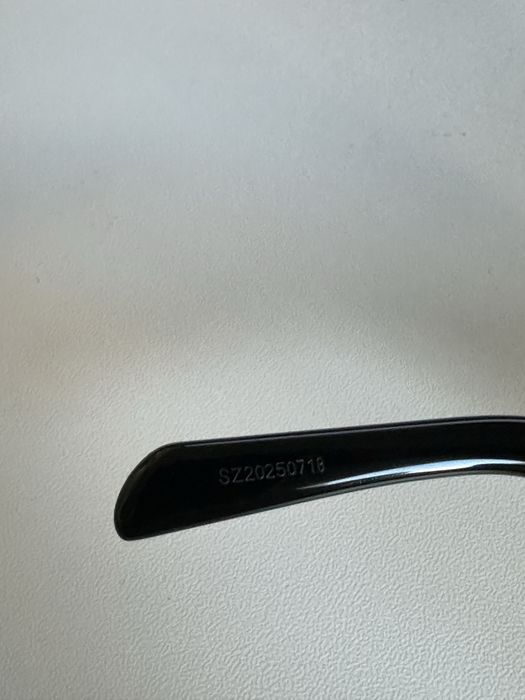 Okulary przeciwsloneczne celine w stanie idealnym