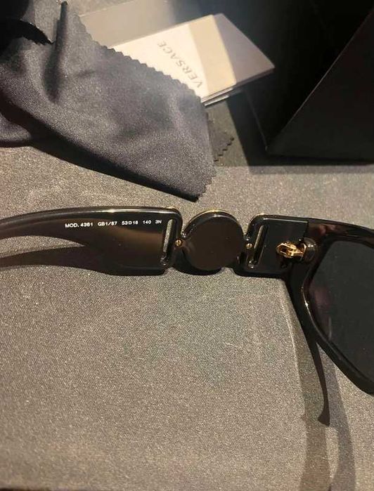 Versace UNISEX - black/Preço negociável