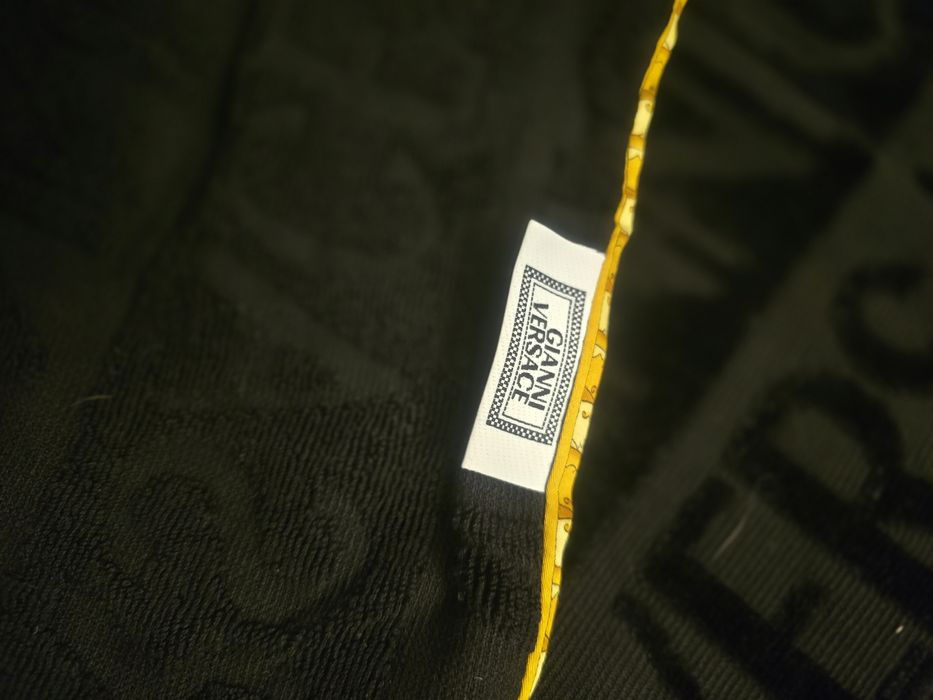 Nowy koc, pled Versace