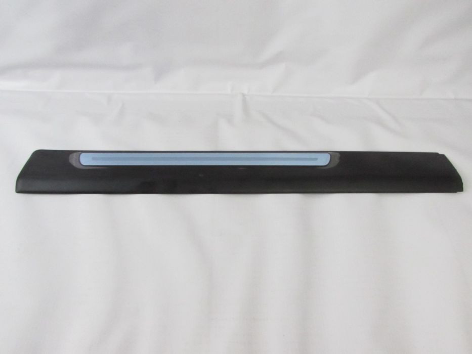 Rodapé Audi A6 Ref: 4F085337611
