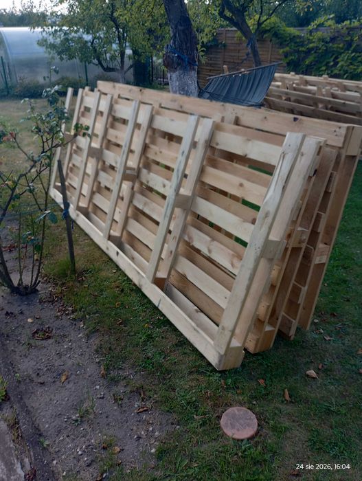 Palety 220 cm na 300 cm Bardzo solidne