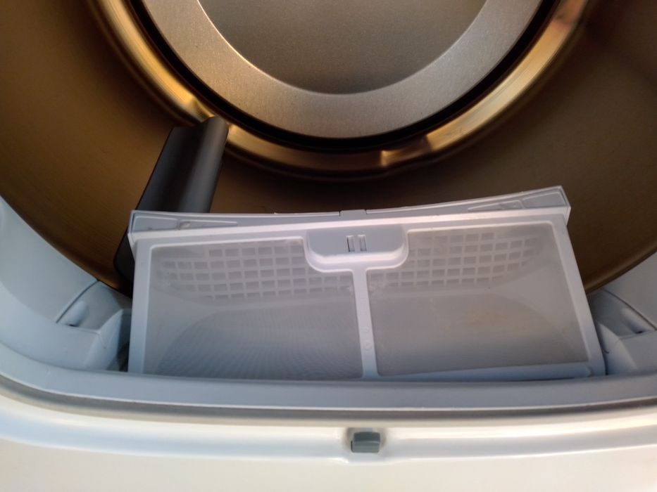 Suszarka kondensacyjna Bauknecht