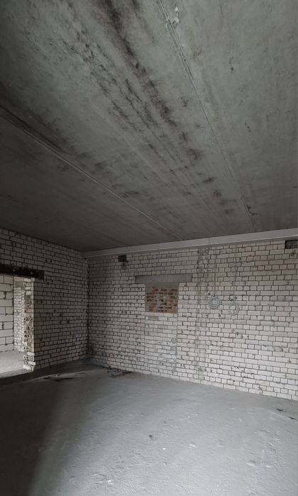 Продаж приміщення 66м² вул. Стуса