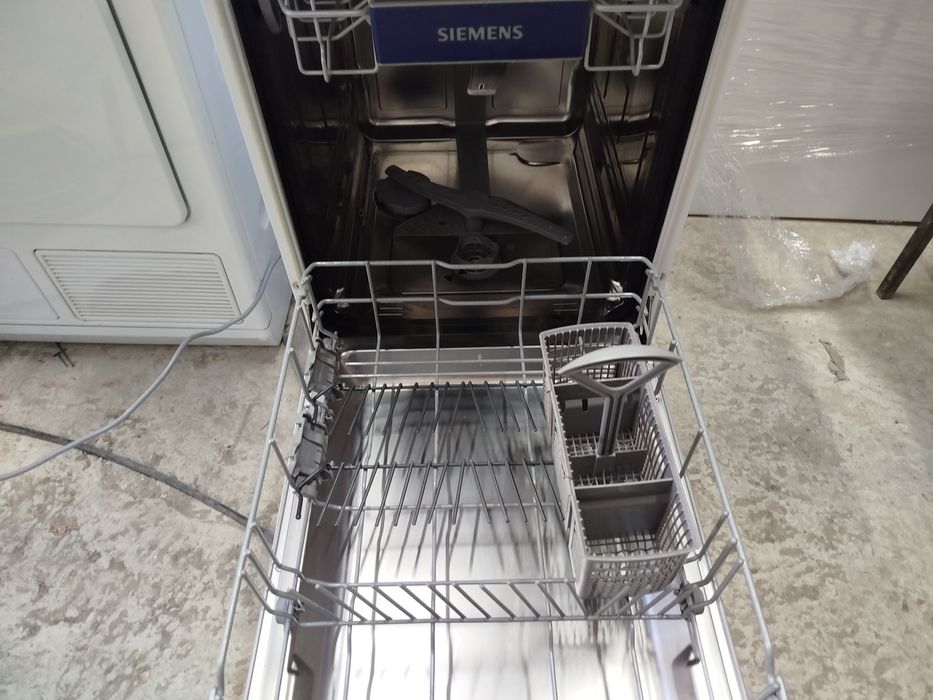 Посудомийна машина Siemens