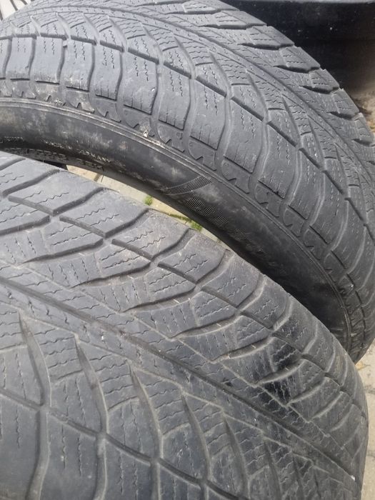 Покрышки резина зимняя 205/60/16 Goodyear колеса пара