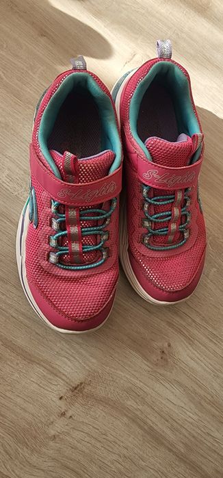 Sprzedam buty skechers