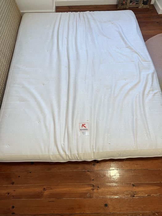 Futon antigo para oferecer