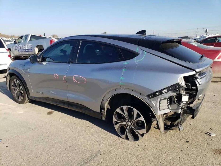 Капот Mustang Mach E розборка