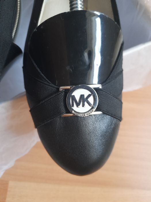Michael Kors. Baleriny skóra naturalna