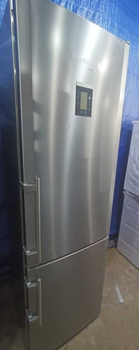 Холодильник Liebherr CBN Pes 3956