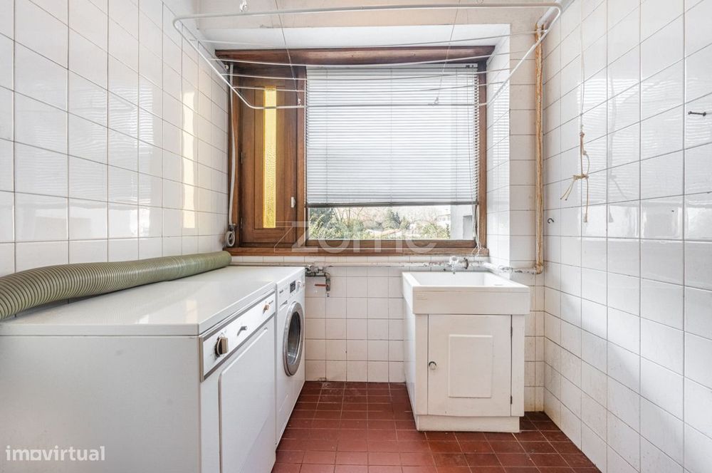 Apartamento T3+1 na Azenha, Sra. da Hora, Matosinhos