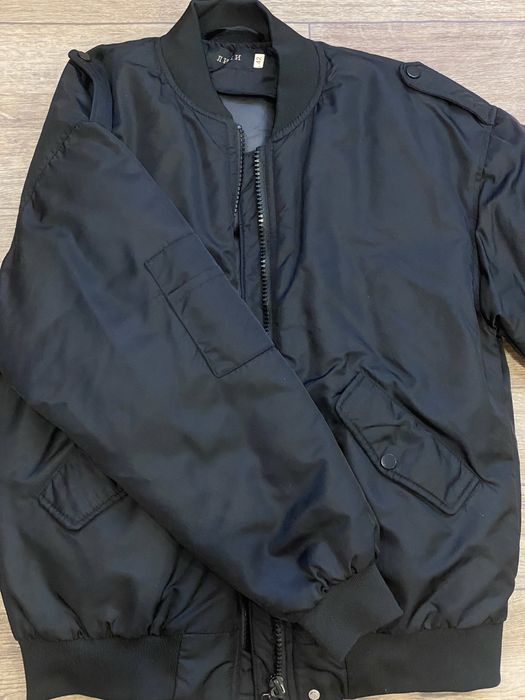 Бомбер, куртка на весну