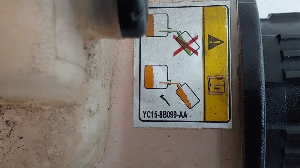 Reservatório / depósito da água / líquido de refrigeração LAND ROVER D