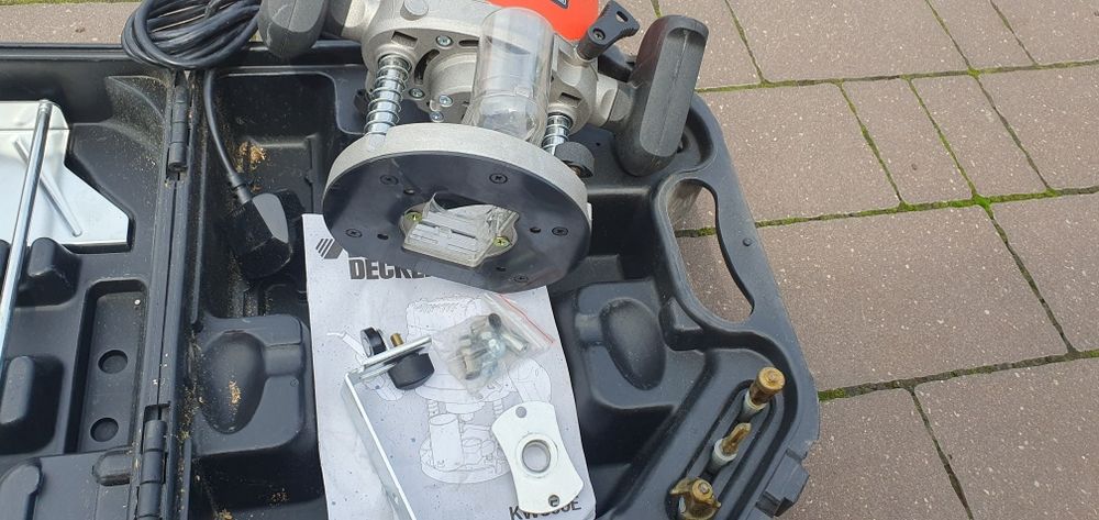 Frezarka Black & Decker