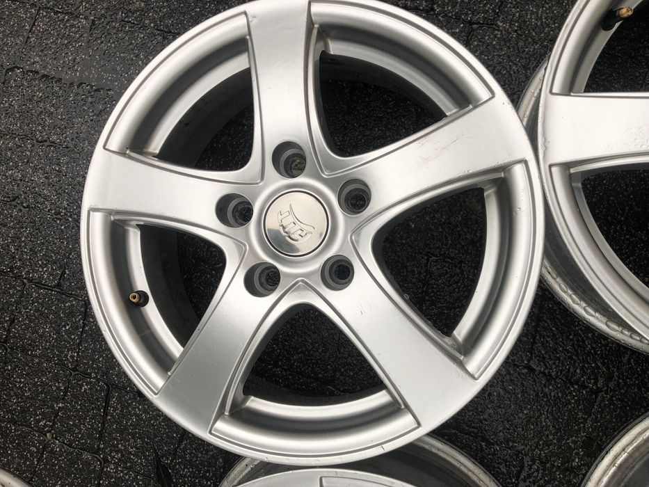 Felgi aluminiowe 15 5x114.3 mazda kia Hyundai mitsubishi Suzuki Honda