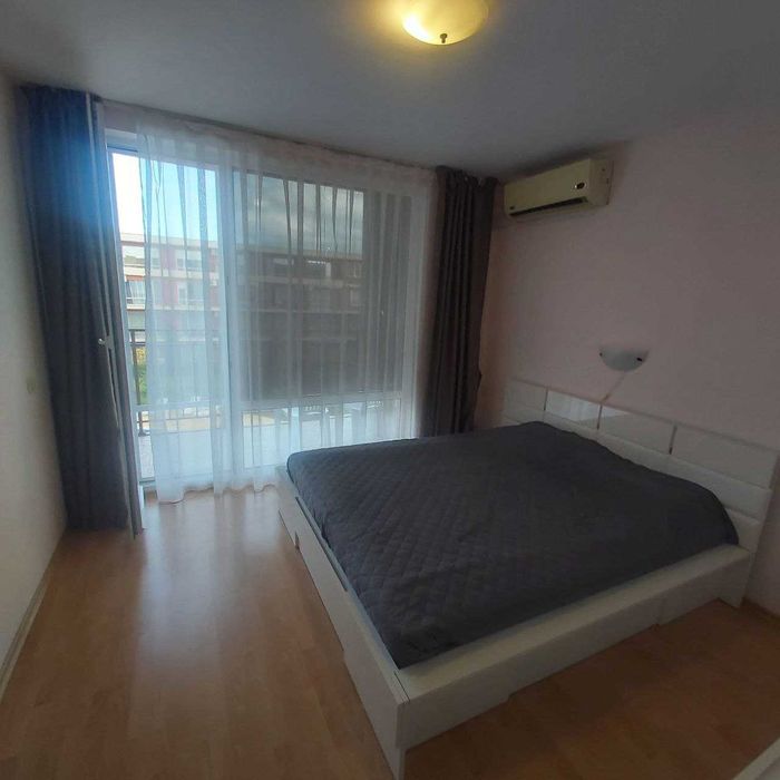 Продам большую 3-х комнатную квартиру на Солнечном берегу Болгарии