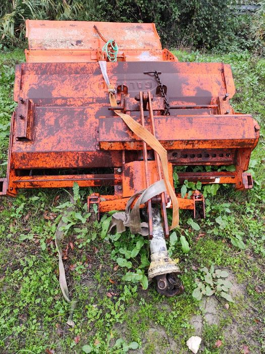 Alfaias agrícolas Galucho e Joper