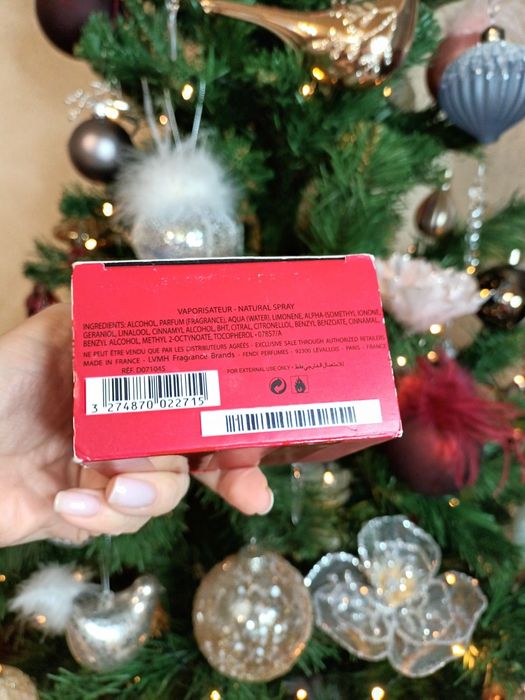 Парфуми Фенді Акваросса