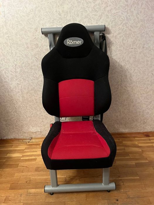 Крісло офісне Крісло автомобільне Крісло Ігрове крісло Römer