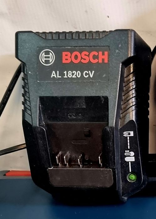 Ładowarka Bosch AL 1820 CV