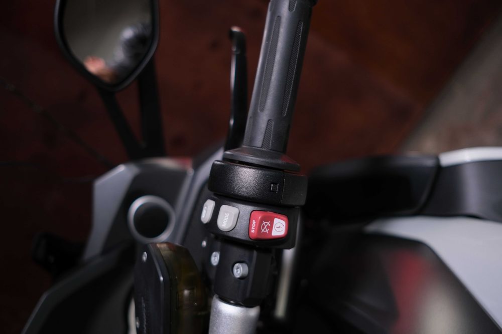 BMW K1600GT із Японії