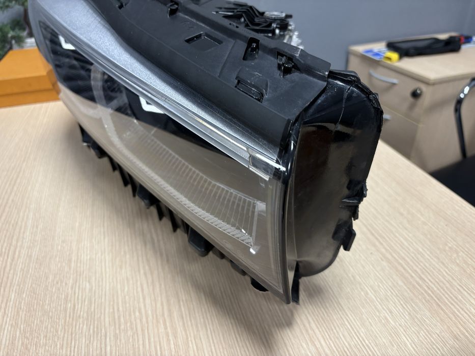 Фара LED BMW G11 G12