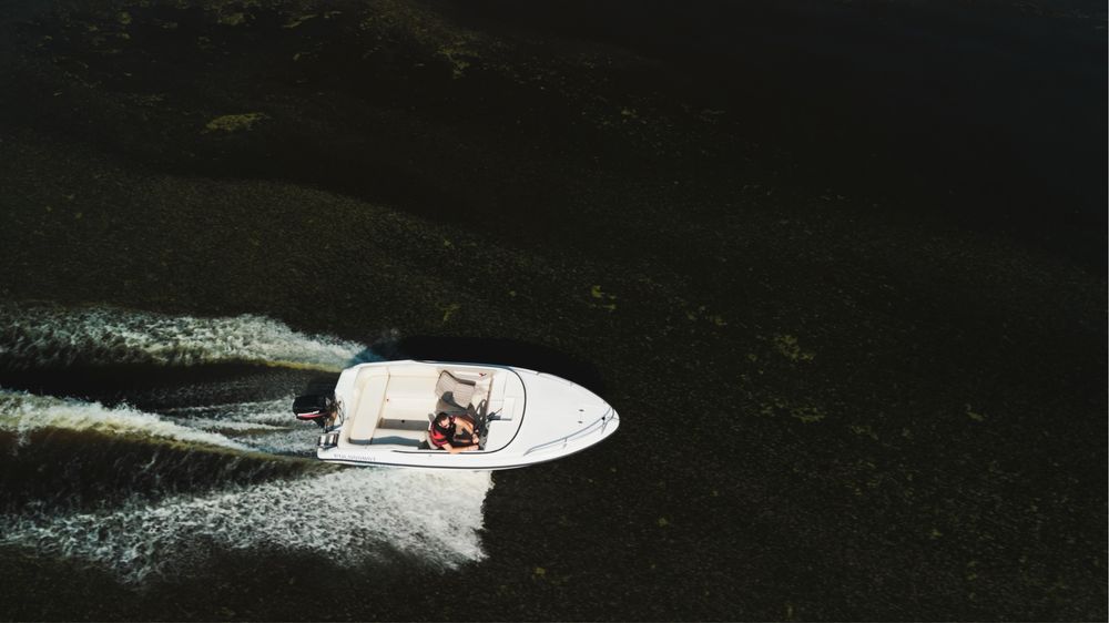 Lódź motorowa RIO 500, silnik 40 KM, przyczepa zarejestrowana