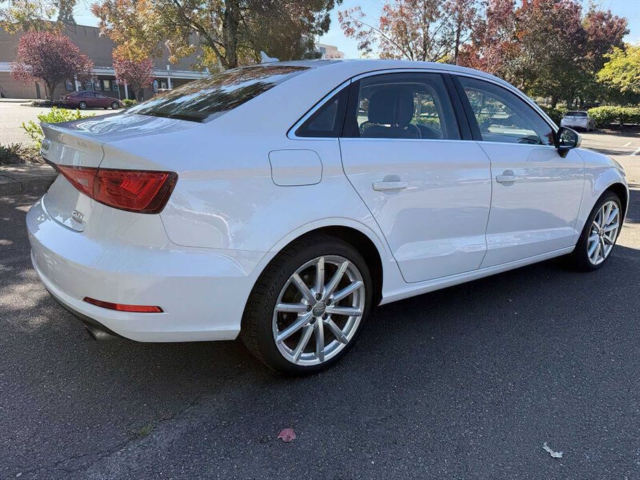 Audi A3 quattro Premium      2015