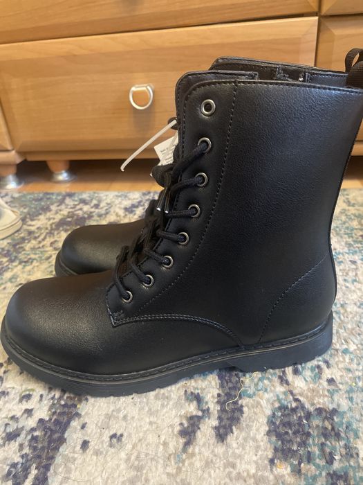Nowe botki czarne rozmiar 40
