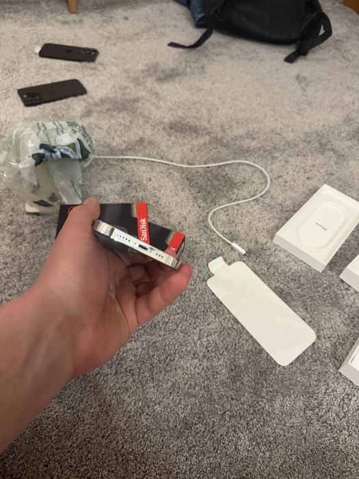 Iphone 15pro 128gb white  88% як новий