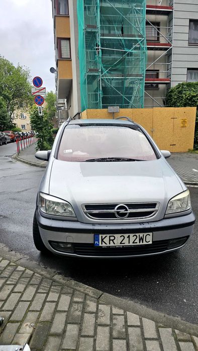 Sprzedam opla Zafirę