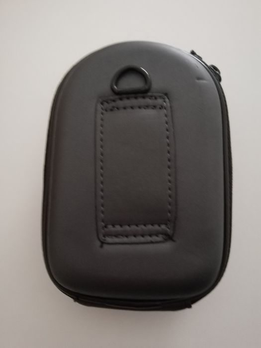 Bolsa para máquina fotográfica nova.