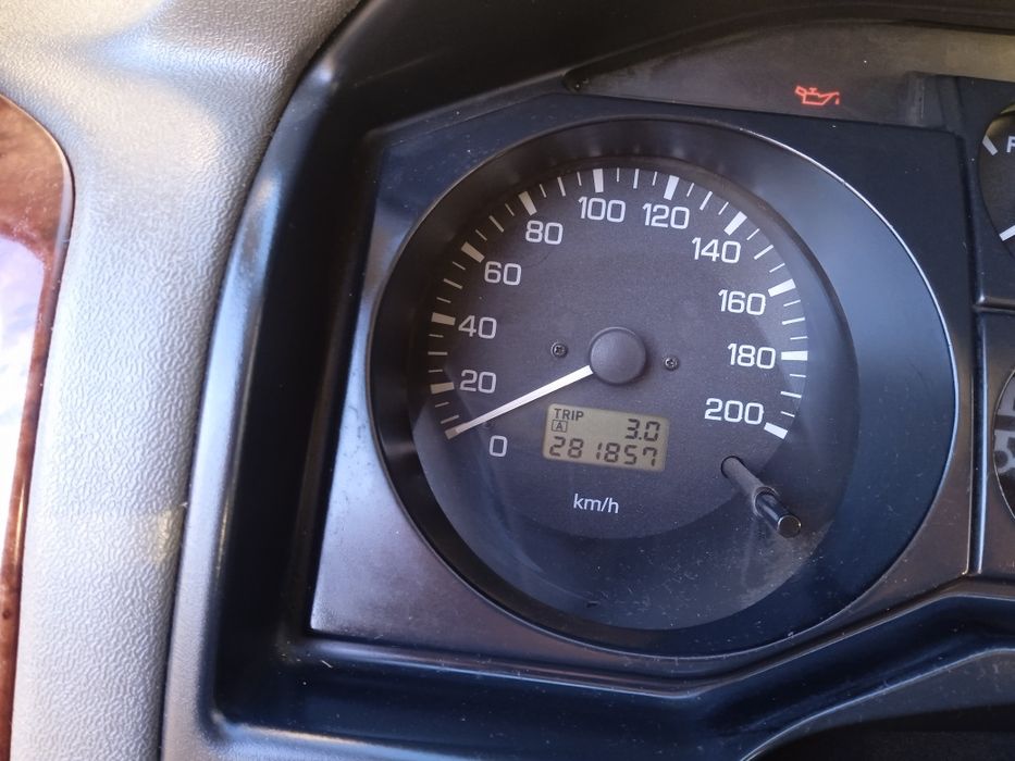Продам Mitsubishi Pajero 3.2d