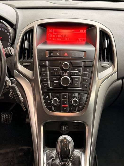 Opel Astra 1.7cdti 2011 Nacional