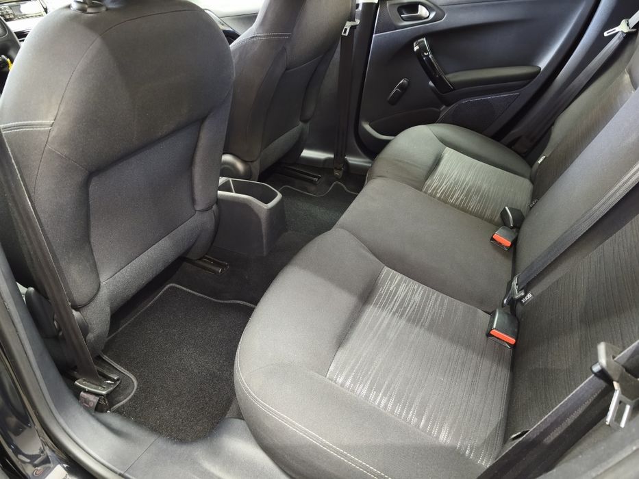 Peugeot 208 1.4 HDi Access – 162.000 km | 18 Meses de Garantia