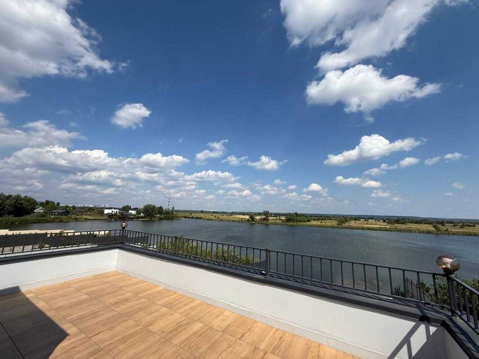 Продаж будинку Осокорки з виходом до озера