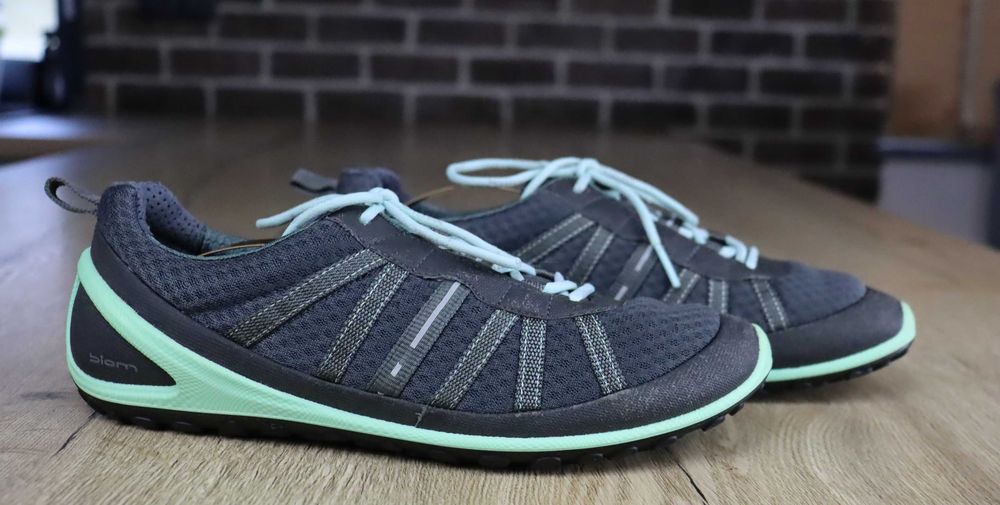 Ecco biom sportowe damskie sneakersy 39 ( 26 cm)