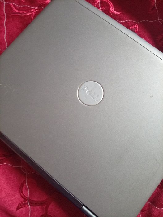 Продаю ноутбук Dell Latitude D610.