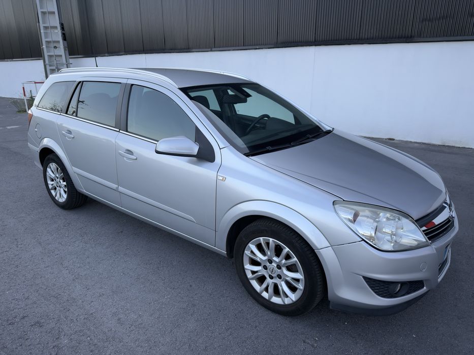 Opel Astra Caravan — fotografia 3