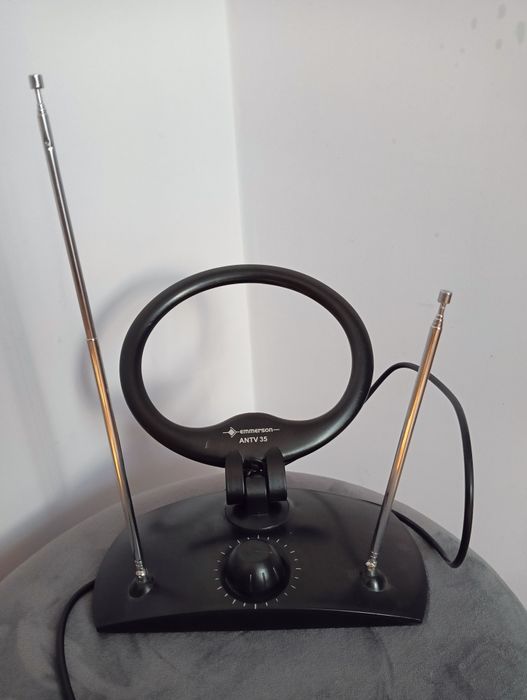 Antena pokojowa Emerson