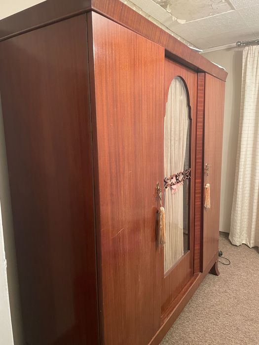 Oryginalna stara 100 letnia szafa garderobiana, zabytek, antyk