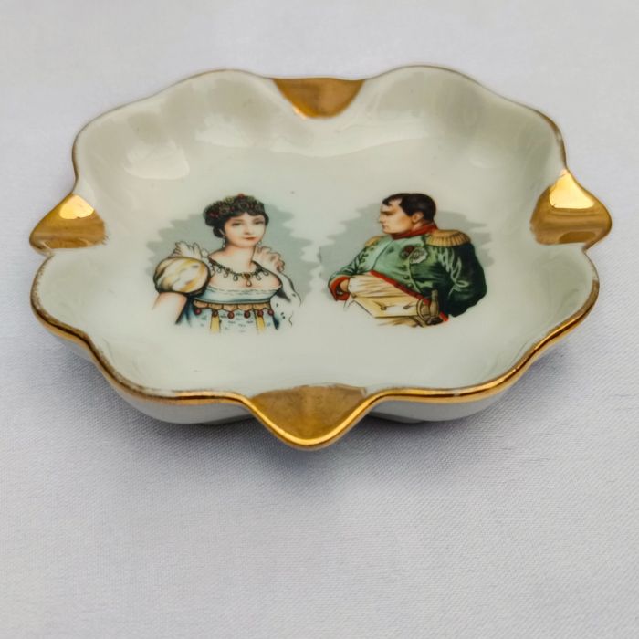 Вінтажні  попільнички, Франція