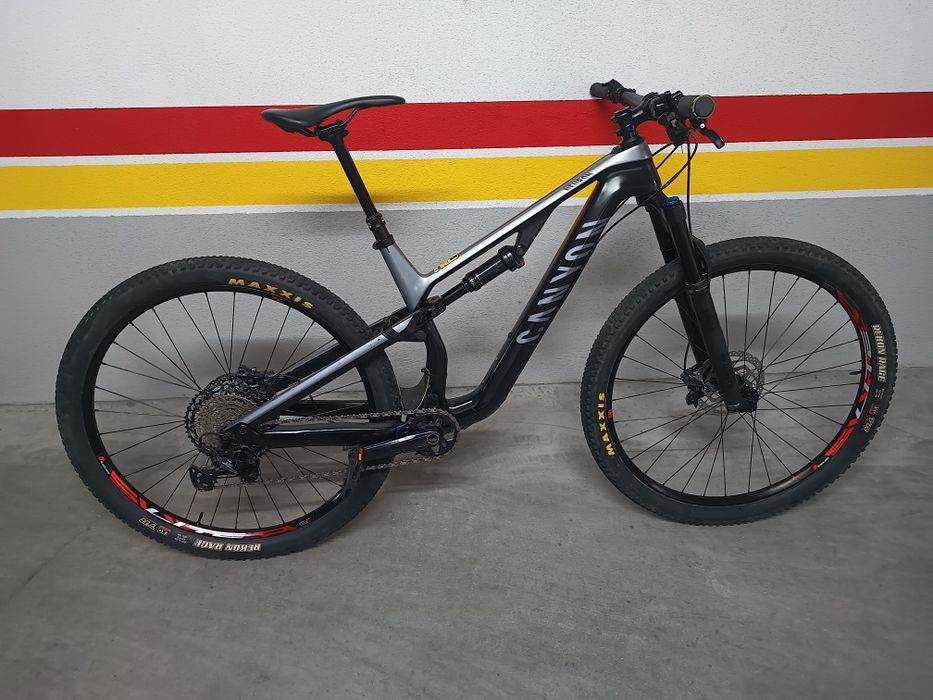 Canyon CF9 - BTT - Carbono - Suspensão Total